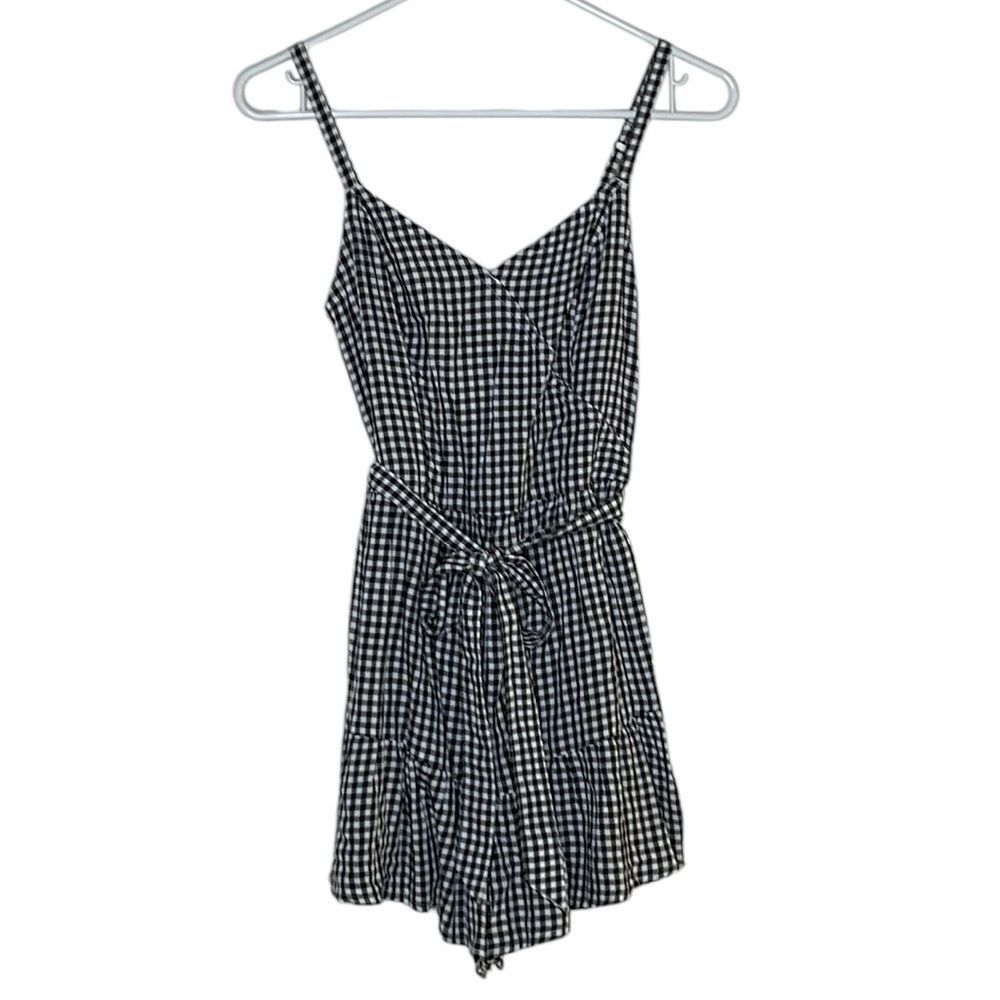 NWT Hollister Black & White Romper - Picture 2 of 7